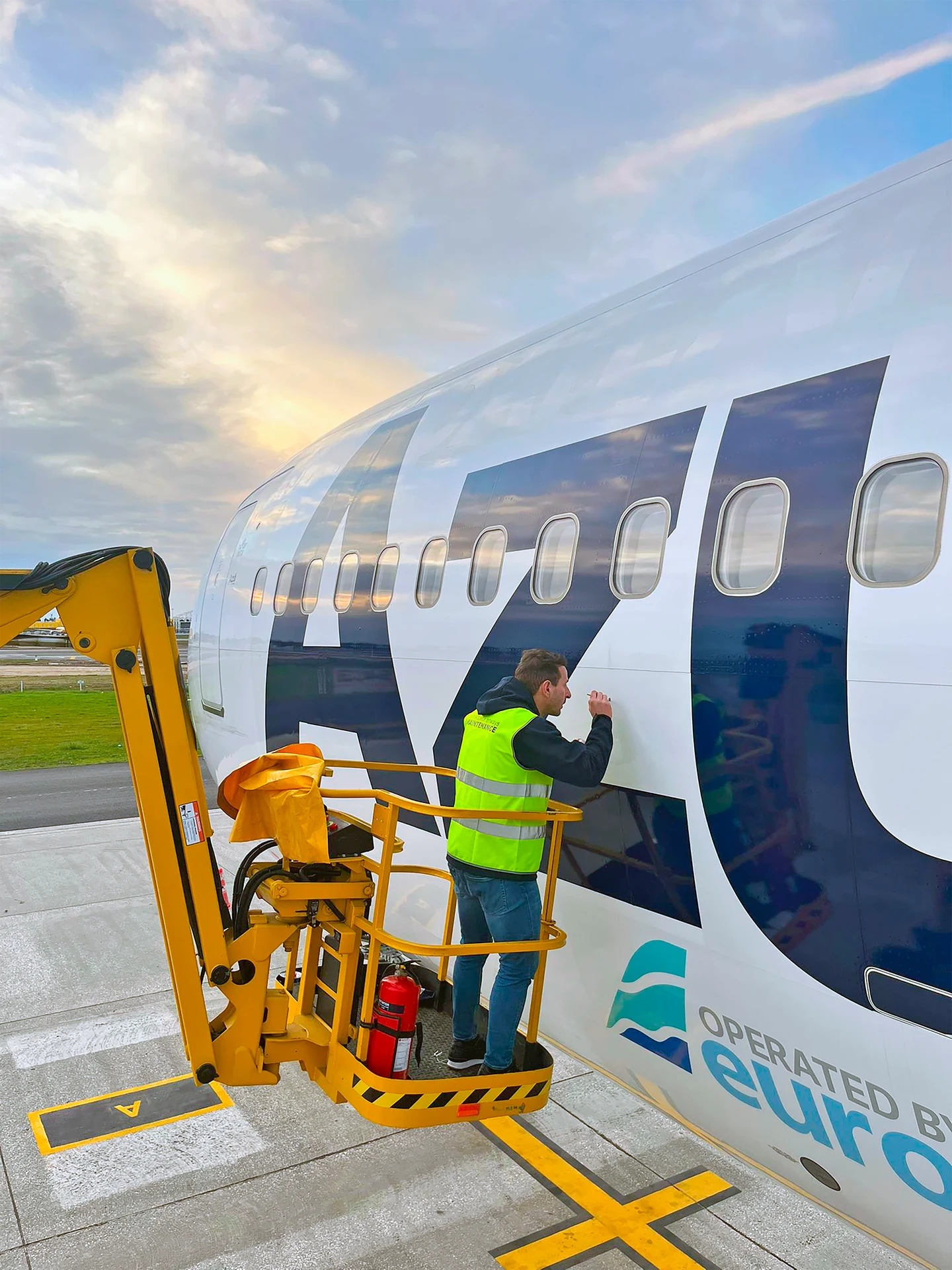 Aeronáutica — trabalho 9 da Índice Publicidade