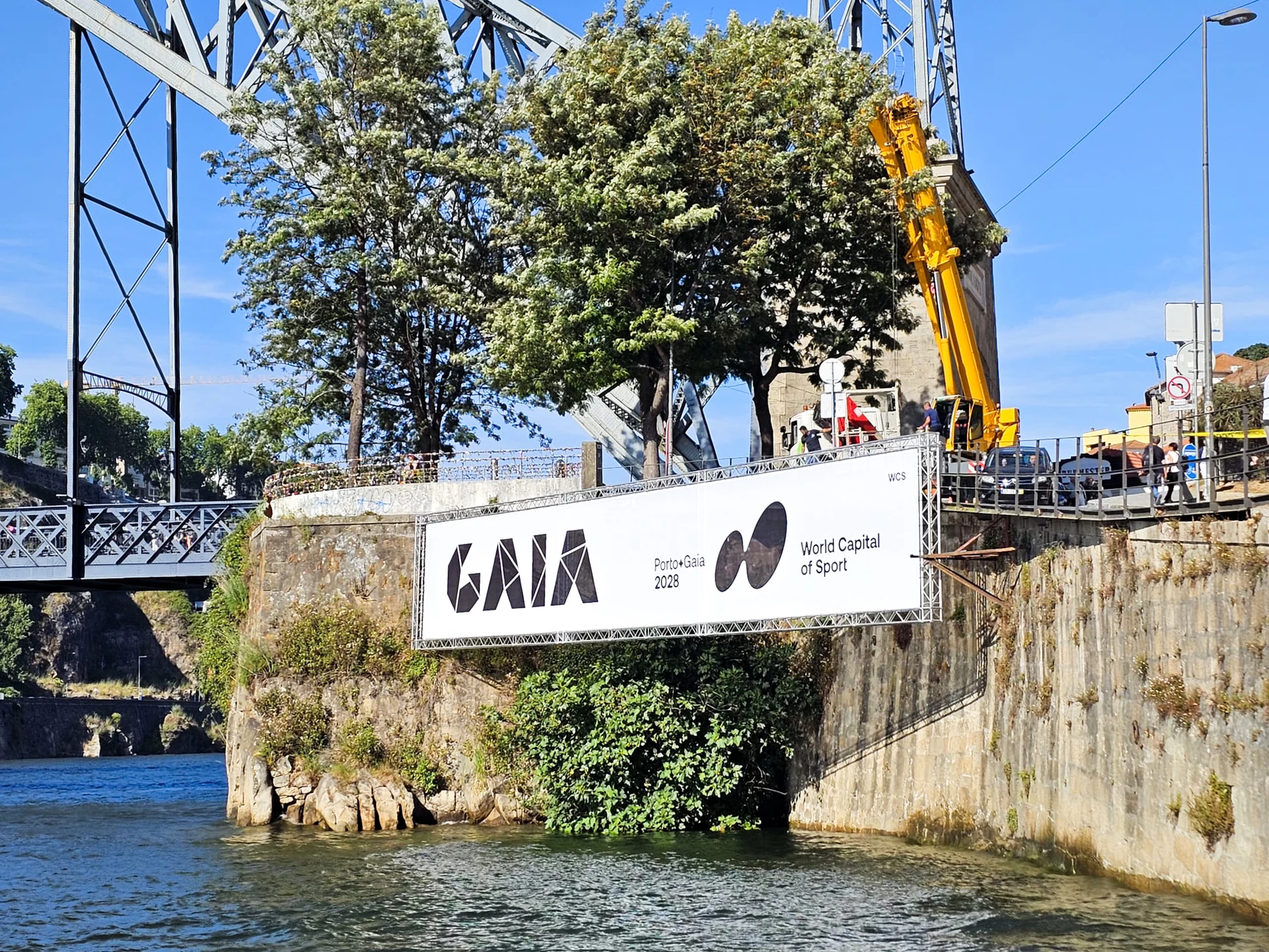 Painéis Rotativos e Outdoors — trabalho 3 da Índice Publicidade